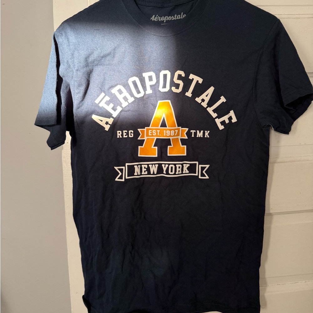 Aeropostale Women’s Dark Blue Graphic Teen